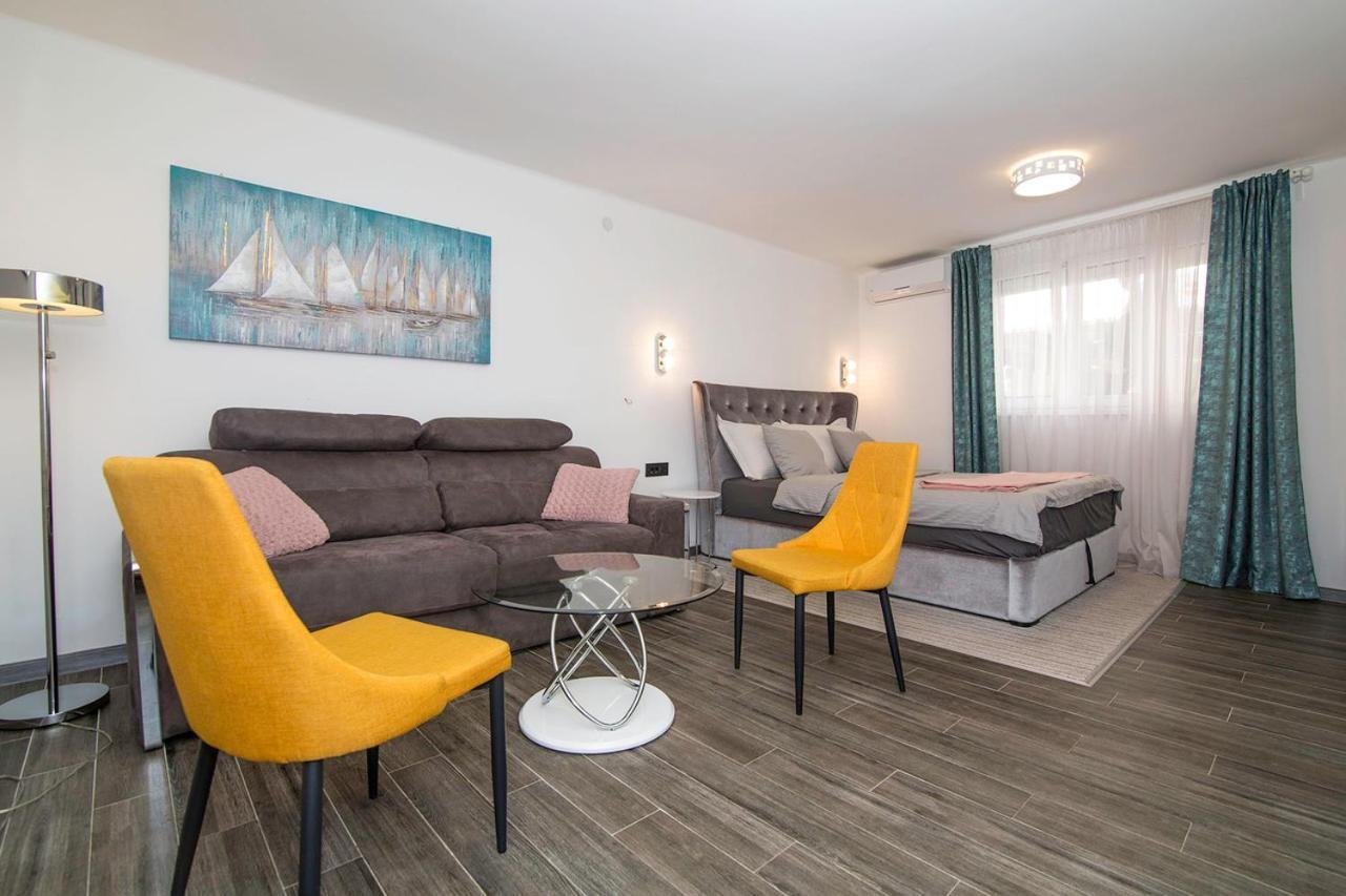 City Center Apartment Belgrad Exteriör bild